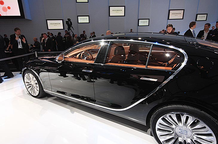 Прототип Bugatti Galibier. Фото Ленты.Ру