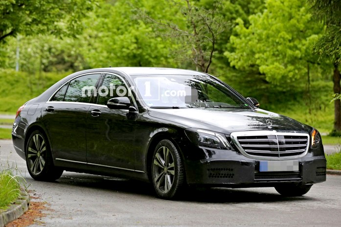 Обновлённый Mercedes S-класса заметили во время тестов