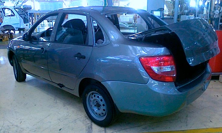 Lada Granta. Фото с сайта autonews.ru