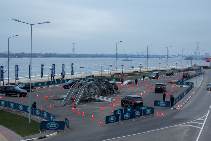 Испытай себя. Испытай Land Rover. Регистрация началась