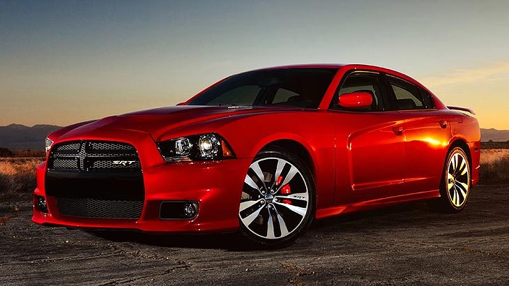 новый Dodge Charger SRT-8