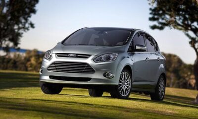 Ford показал два гибрида на базе C-Max