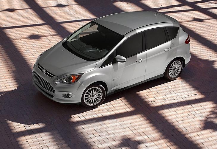 Ford показал два гибрида на базе C-Max