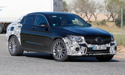 Mercedes вывел на тесты купе GLC 450