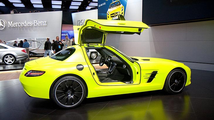 новинки детройта 2011 Mercedes-Benz SLS AMG E-Cell