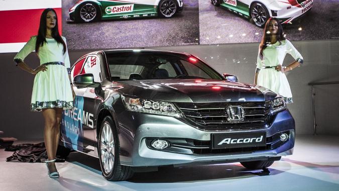 Дебют обновленного Honda Accord