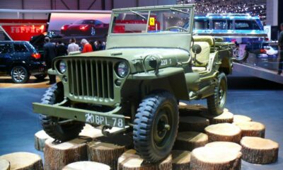 Компания Jeep отметила в Женеве свое 75-летие