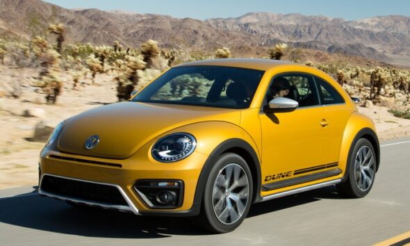 VW Beetle: переднеприводный вседорожник Dune и кабриолет с джинсовым верхом