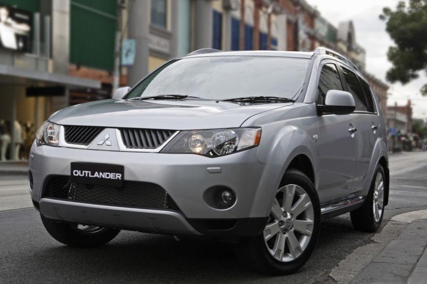 Mitsubishi отзывает в России более 35 тысяч внедорожников Outlander