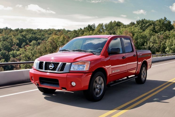 Renault выпустит свой пикап на базе Nissan Navara