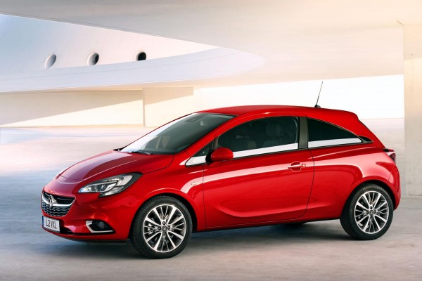 Opel показал новую Corsa в динамике
