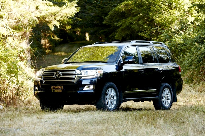Флагманский внедорожник Toyota пережил рестайлинг