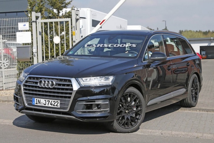 Спортивный внедорожник Audi SQ7 попался фотошпионам