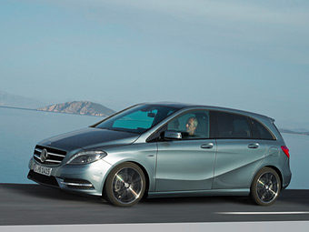 Рассекречен Mercedes-Benz B-Class нового поколения