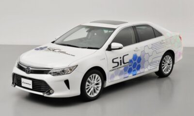 Toyota официально представила гибридный прототип Camry
