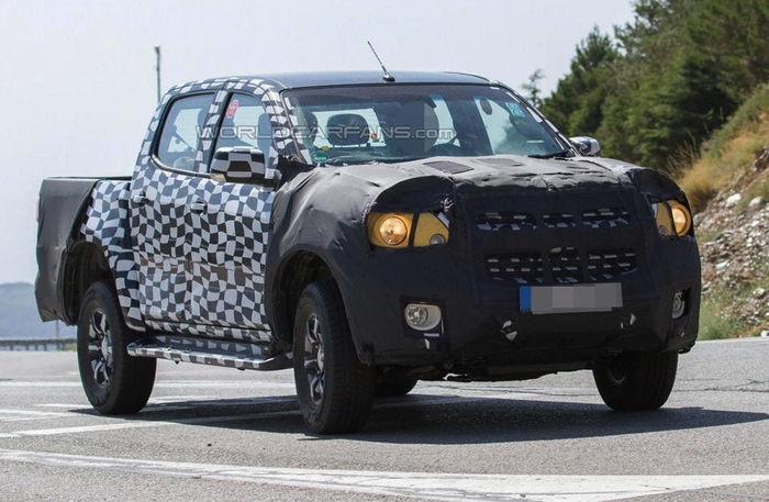 Chevrolet вывела на тесты обновленный пикап Colorado