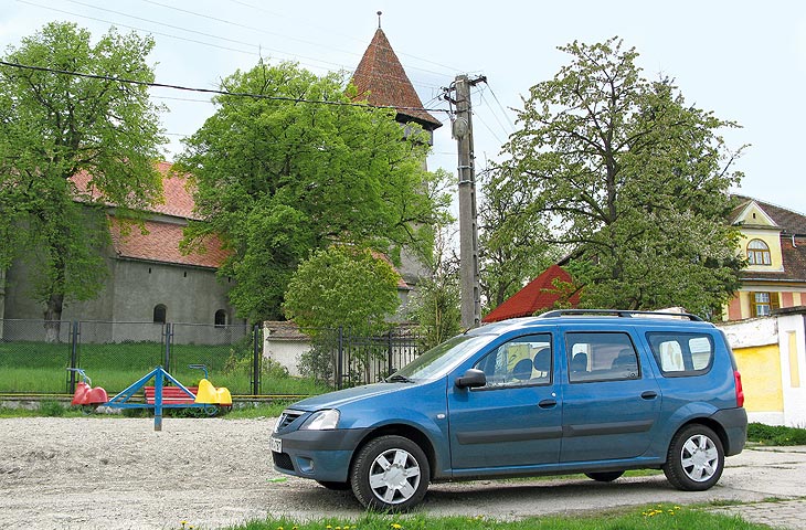 Тест на ПРОЧНОСТЬ Dacia Logan: Скромный и просто ХОРОШИЙ