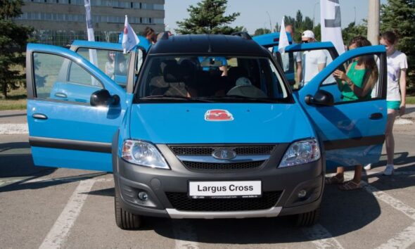АВТОВАЗ показал новую версию LADA Largus