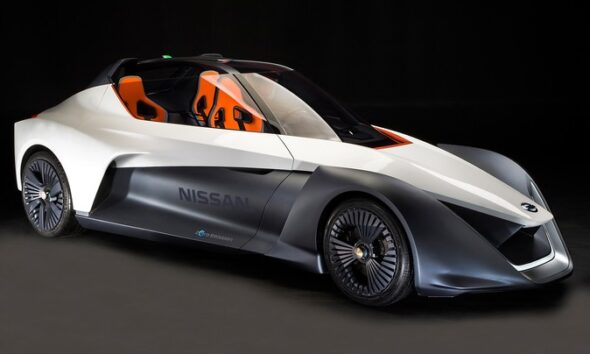 Треугольный электрокар Nissan BladeGlider стал почти серийным