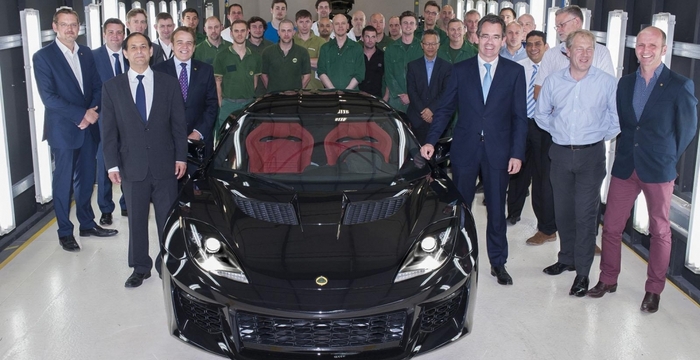 Lotus Evora 400 запустили в серию