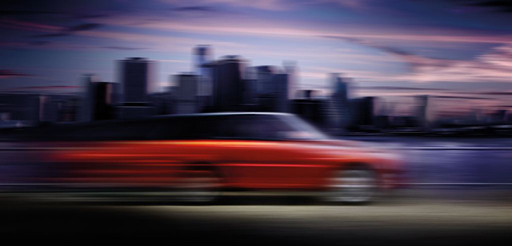 Компания Jaguar Land Rover готовит две мировые премьеры для автосалона в Нью-Йорке
