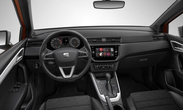 Фотошпионы сделали снимки Seat Arona