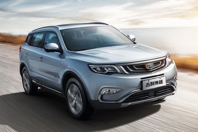 По своим габаритам Geely Atlas напоминает Kia Sportage