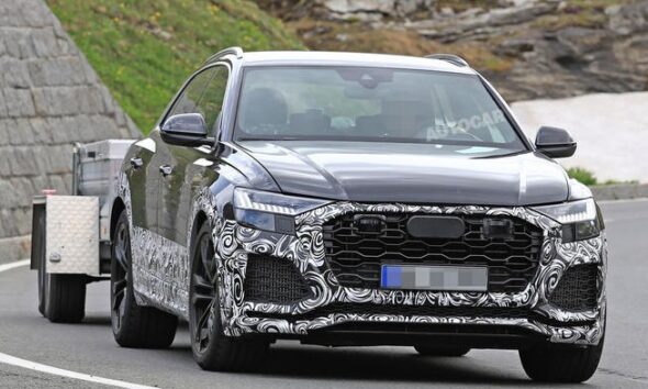 Появились снимки «заряженого» кросс-купе Audi