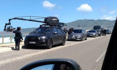 Немецкие автопроизводители упражняются в юморе
