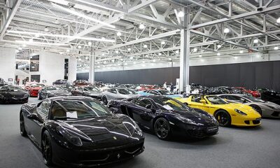 В России фактически приостановлены продажи иностранных автомобилей российскими дилерам