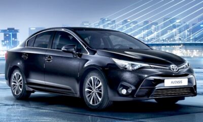 Toyota Avensis получила моторы BMW