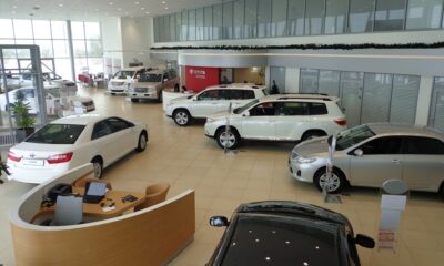 Российский авторынок идет ко дну: продажи машин упали на 7