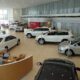 Российский авторынок идет ко дну: продажи машин упали на 7
