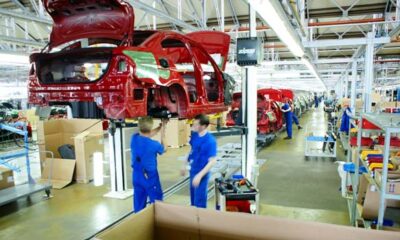 АВТОТОР освоил выпуск KIA Cerato и планирует производство грузовиков