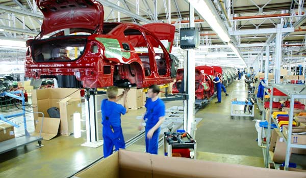 АВТОТОР освоил выпуск KIA Cerato и планирует производство грузовиков