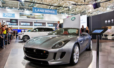 Jaguar Land Rover представила новинки на автосалоне в Беларуси