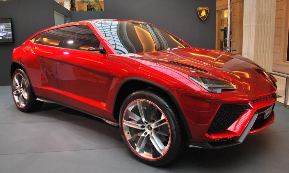 Кроссовер Lamborghini Urus
