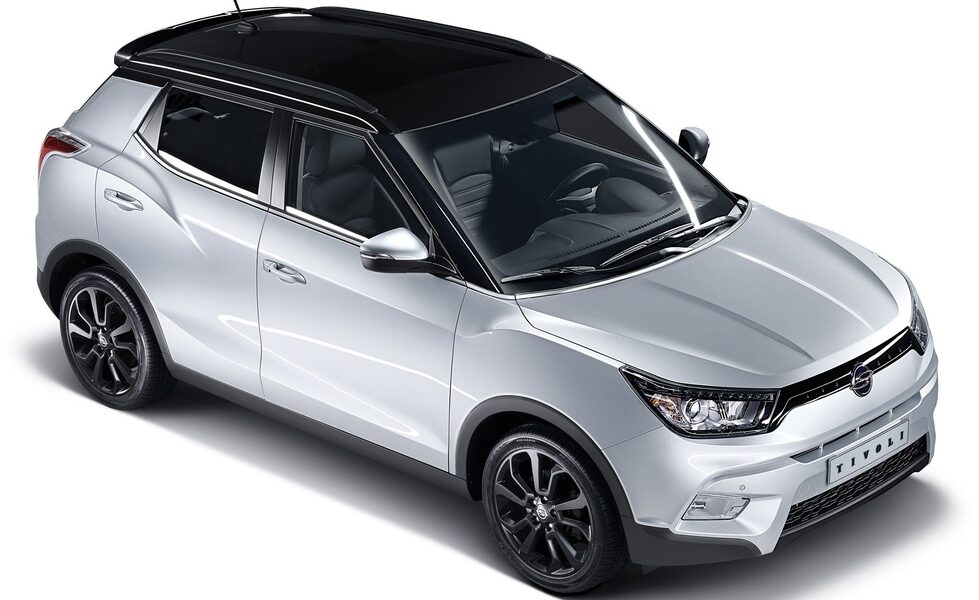 SsangYong представил кроссовер Tivoli