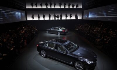 «Семерка» BMW поделится крутой электроникой с другими моделями