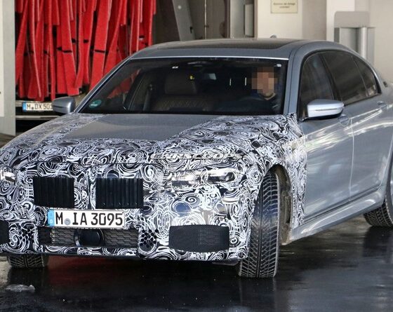 Рестайлинговый BMW 7-Series может получить 525-сильный двигатель