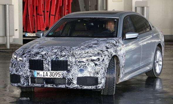 Рестайлинговый BMW 7-Series может получить 525-сильный двигатель