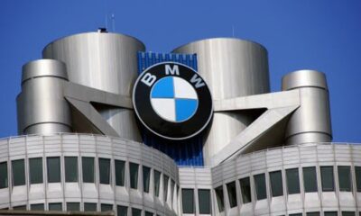 BMW остается мировым лидером по продажам автомобилей премиум-класса