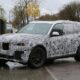 Соперник Mercedes GLS замечен во время дорожных испытаний