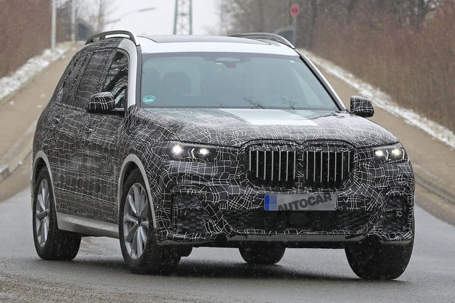 BMW X7 готовят к премьере
