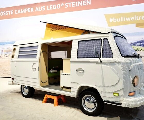 В Германии из LEGO собрали Volkswagen T2 Bulli