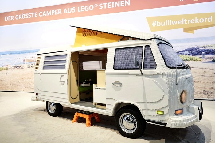 В Германии из LEGO собрали Volkswagen T2 Bulli