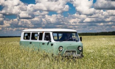 «Буханка» получила двухцветный кузов