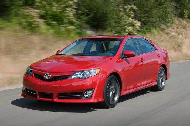 Toyota отзывает 20 тысяч автомобилей