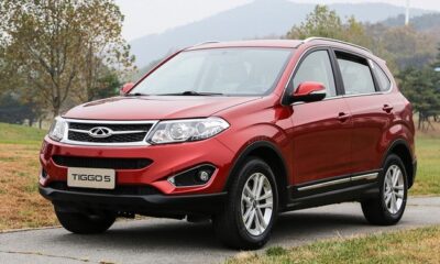 С конвейера Derways сошли первые Chery Bonus 3 и Tiggo 5