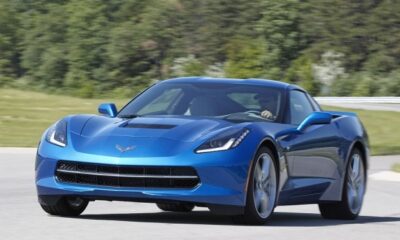 Chevrolet Corvette может стать среднемоторным